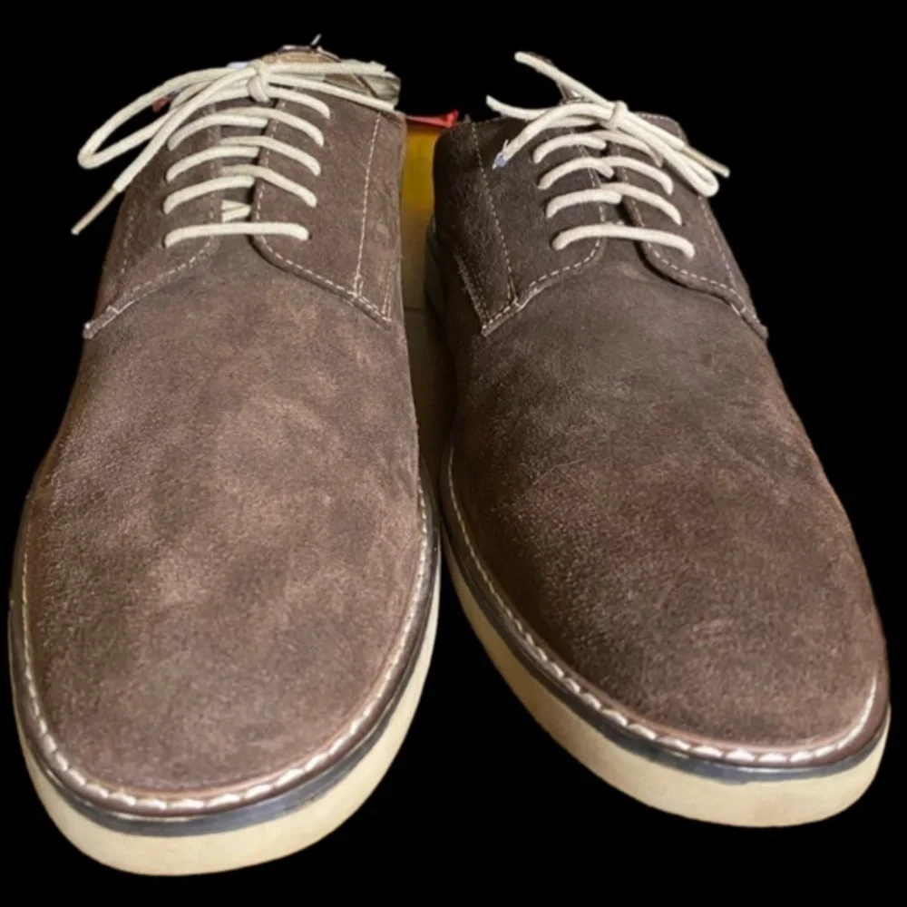 Asher Green-Men’s 11 chocolate brown genuine suede leather Oxford. Sharp! EUC